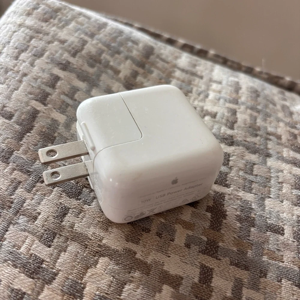 Apple USB Power Adapter 10W White Charging Block Used